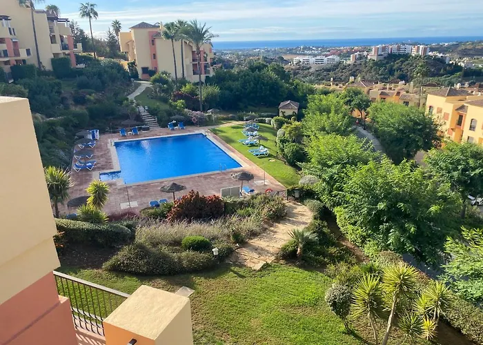 Huge Rooftop Solarium With View - 3 * Benahavís